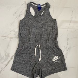 Grey Nike romper: small